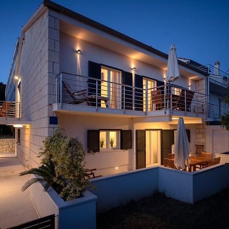 Vindobona Apartment 2 Χβαρ Εξωτερικό φωτογραφία