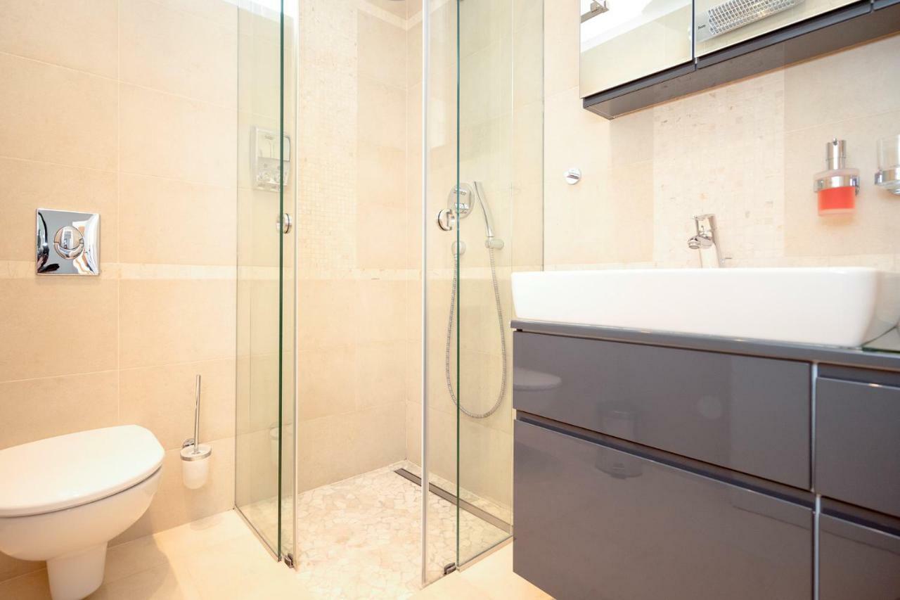 Vindobona Apartment 2 Χβαρ Εξωτερικό φωτογραφία
