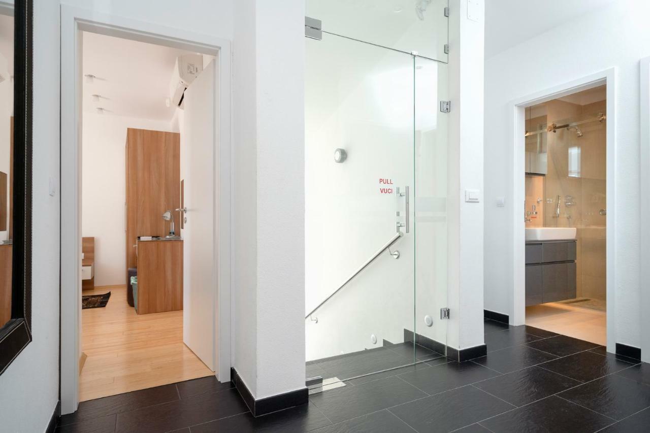 Vindobona Apartment 2 Χβαρ Εξωτερικό φωτογραφία